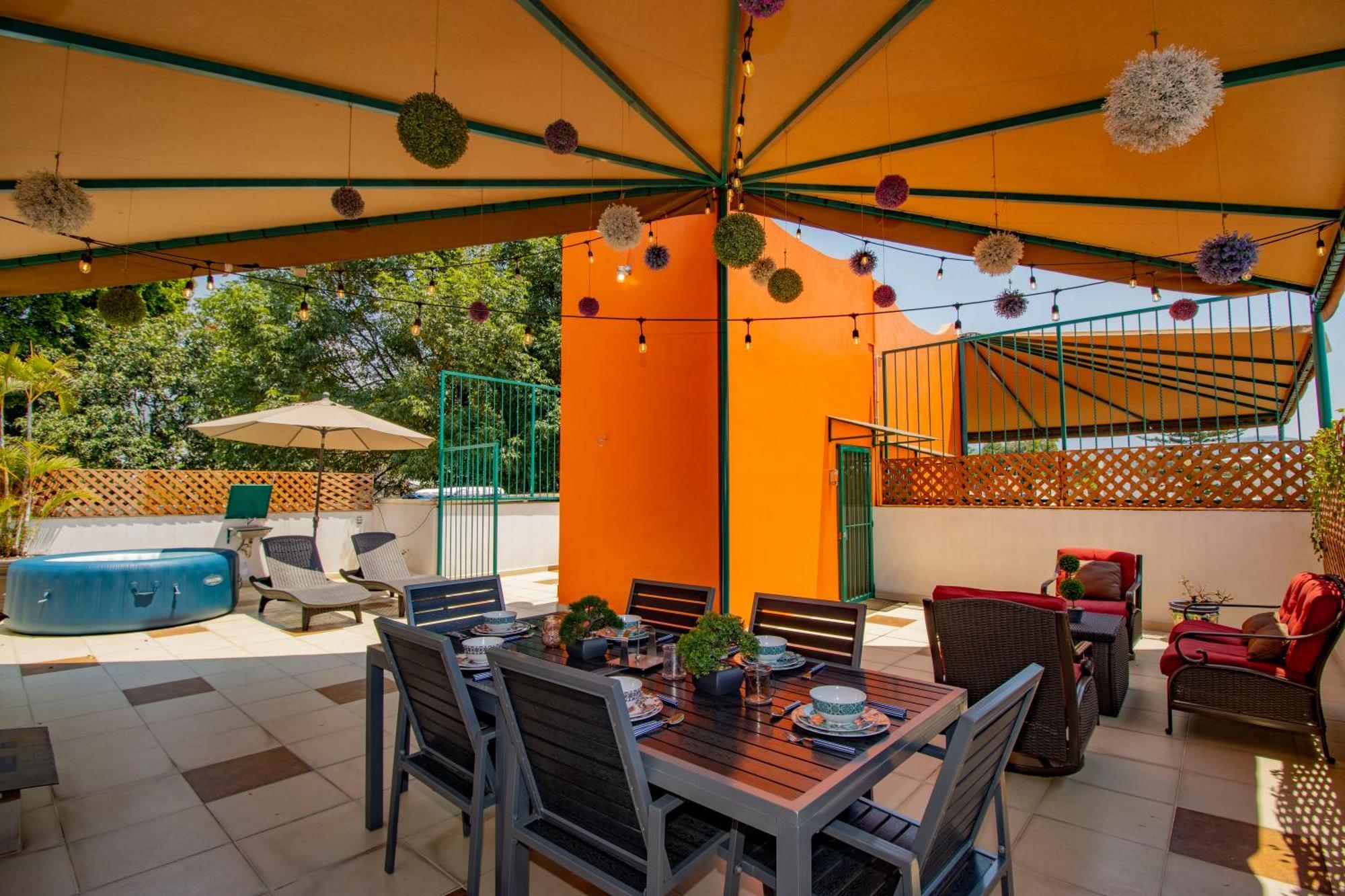 New! Bamboo Rooftop Villa Куернавака Екстериор снимка